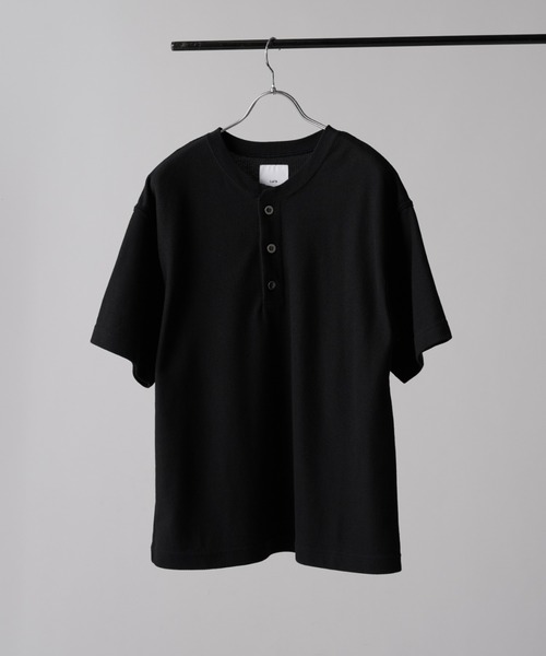 Lui's(ルイス)の「ヘンリーネックビッグTシャツ(Tシャツ/カットソー・メンズ・ブラック/グレイッシュベージュ/ホワイト・FREE)」の7枚目の写真