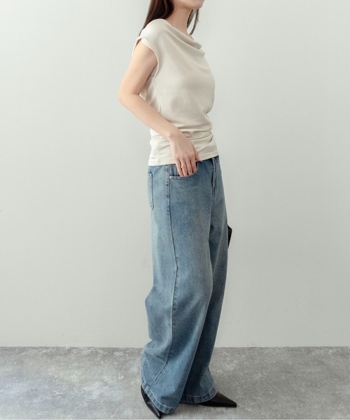 on:nue（オンニュ）の「【on:nue】[着用動画あり！] ドレープネックリボントップス /2026 SS COLLECTION（Tシャツ/カットソー・レディース・イエロー系その他/アイボリー/ブラック・FREE）」の12枚目の写真