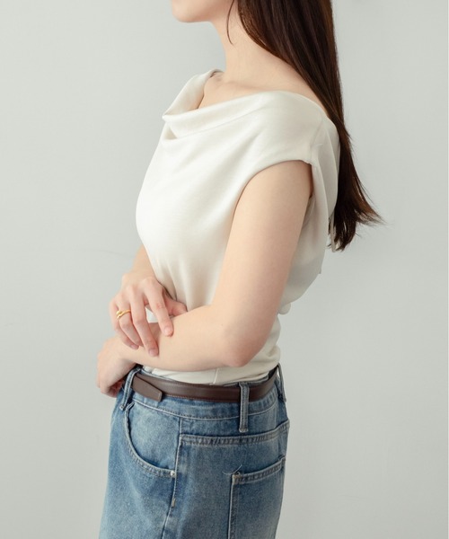 on:nue（オンニュ）の「【on:nue】[着用動画あり！] ドレープネックリボントップス /2026 SS COLLECTION（Tシャツ/カットソー・レディース・イエロー系その他/アイボリー/ブラック・FREE）」の19枚目の写真