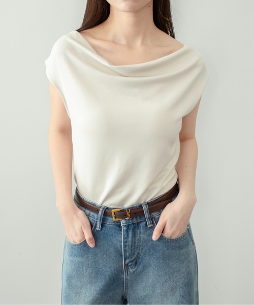 on:nue（オンニュ）の「【on:nue】[着用動画あり！] ドレープネックリボントップス /2026 SS COLLECTION（Tシャツ/カットソー・レディース・イエロー系その他/アイボリー/ブラック・FREE）」の21枚目の写真