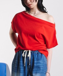 レディースのTシャツ/カットソー（レッド/赤色系・オフショルダー