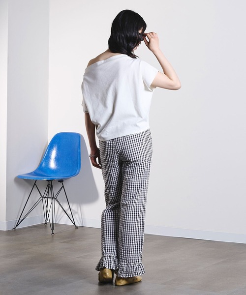 ROSE BUD(ローズバッド)の「OFF SHOULDER TOP(Tシャツ/カットソー・レディース・レッド/ホワイト/ブラック・ONE SIZE)」の9枚目の写真