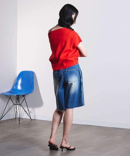 ROSE BUD(ローズバッド)の「OFF SHOULDER TOP(Tシャツ/カットソー・レディース・レッド/ホワイト/ブラック・ONE SIZE)」の20枚目の写真