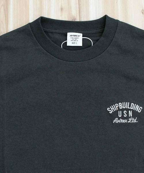 AVIREX(アヴィレックス)の「S/S EMB. T-SHIRT 'Brooklyn'(Tシャツ/カットソー・メンズ・チャコールグレー/ネイビー/ホワイト・XXL/XL/L/M)」の16枚目の写真