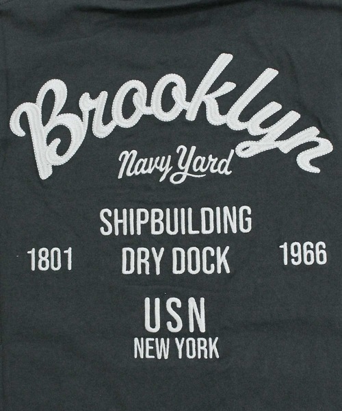 AVIREX(アヴィレックス)の「S/S EMB. T-SHIRT 'Brooklyn'(Tシャツ/カットソー・メンズ・チャコールグレー/ネイビー/ホワイト・XXL/XL/L/M)」の22枚目の写真