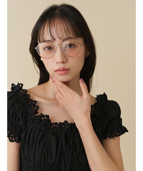 SNIDEL（スナイデル）の「ブラッシュティントレンズ（サングラス・レディース・ゴールド/シルバー・F）」の12枚目の写真