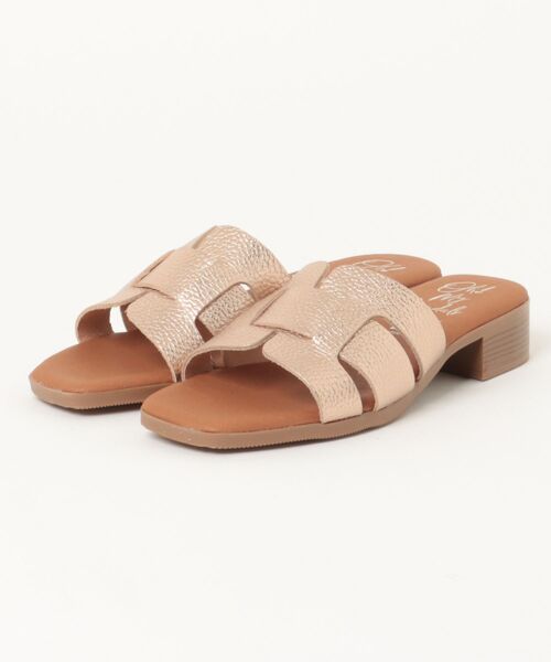 ABC-MART(エービーシーマート)の「OH! MY SANDALS オーマイサンダルズ SQUARE LEATHER MULE スクエアレザーミュール 5880 DOYA CAVA(サンダル・レディース・ゴールド・36/37/38/39)」の1枚目の写真