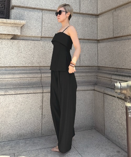 JENNE(ジェンヌ)の「ワイドストレートパンツ(防シワ機能性生地)(その他パンツ・レディース・ブラック/グレー・SMALL/MEDIUM/LARGE)」の5枚目の写真
