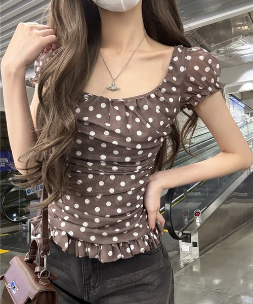 leune(ルネ)の「フリルヘムパフスリーブドットトップス(Tシャツ/カットソー・レディース・ブラウン/ピンク・FREE)」の8枚目の写真