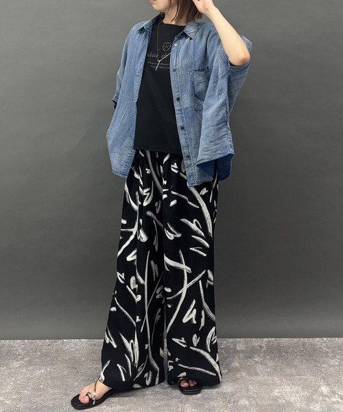 NICOLE white(ニコルホワイト)の「シアーデニムオーバー半袖シャツ(シャツ/ブラウス・レディース・ネイビー/ライトグレー/ブルー・FREE)」の16枚目の写真