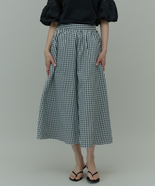 Plumel（プルメル）の「Gingham Check Gathered Long Skirt / ギンガムチェックギャザーロングスカート（スカート・レディース・ブラック・MEDIUM/LARGE）」の14枚目の写真