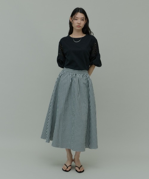 Plumel（プルメル）の「Gingham Check Gathered Long Skirt / ギンガムチェックギャザーロングスカート（スカート・レディース・ブラック・MEDIUM/LARGE）」の4枚目の写真