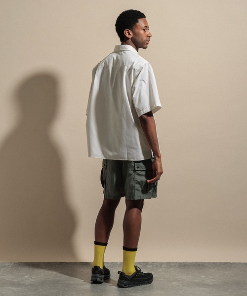 NUMERALS(ヌメラルズ)の「TYPEWRITER SHORT SLEEVED BIG SHIRT / NUMERALS(シャツ/ブラウス・メンズ・ブルー/ホワイト/ブラック・LARGE/MEDIUM)」の8枚目の写真