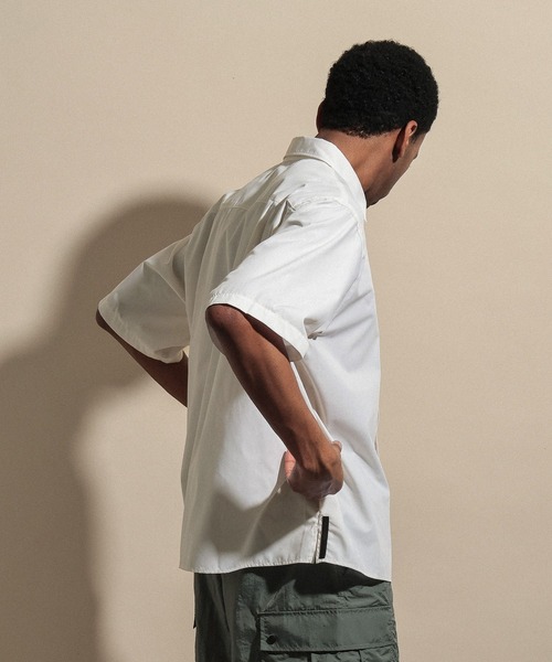 NUMERALS(ヌメラルズ)の「TYPEWRITER SHORT SLEEVED BIG SHIRT / NUMERALS(シャツ/ブラウス・メンズ・ブルー/ホワイト/ブラック・LARGE/MEDIUM)」の11枚目の写真