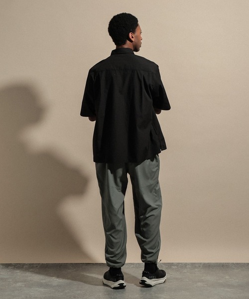 NUMERALS(ヌメラルズ)の「TYPEWRITER SHORT SLEEVED BIG SHIRT / NUMERALS(シャツ/ブラウス・メンズ・ブルー/ホワイト/ブラック・LARGE/MEDIUM)」の14枚目の写真