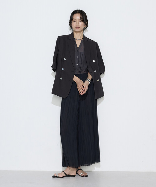 K.T KIYOKO TAKASE(キヨコタカセ)の「〔 TALLサイズ 〕 カッセン×シフォン リバーシブル プリーツパンツ(その他パンツ・レディース・ブラック系その他/ネイビー・15号)」の4枚目の写真