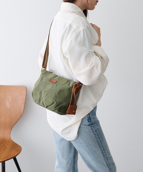 toleur(トーラ)の「【toleur】コットンナイロンドットS刺繍ショルダーバック 13008(ショルダーバッグ・レディース・カーキ/グレー/ブラウン/ライトグレー・FREE)」の4枚目の写真