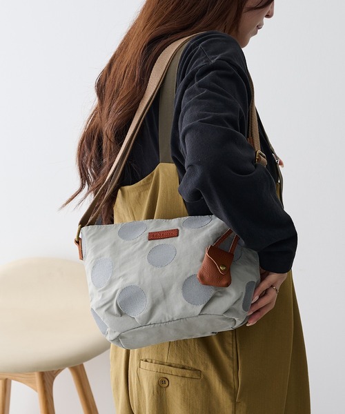 toleur(トーラ)の「【toleur】コットンナイロンドットS刺繍ショルダーバック 13008(ショルダーバッグ・レディース・カーキ/グレー/ブラウン/ライトグレー・FREE)」の15枚目の写真
