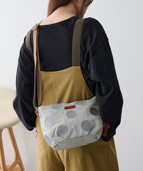 toleur(トーラ)の「【toleur】コットンナイロンドットS刺繍ショルダーバック 13008(ショルダーバッグ・レディース・カーキ/グレー/ブラウン/ライトグレー・FREE)」の16枚目の写真