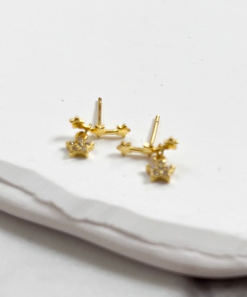 yu-ka(ユーカ)の「YU-KA:スターラインピアス Star line earrings(ピアス(両耳用)・レディース・ゴールド/シルバー・FREE)」の6枚目の写真