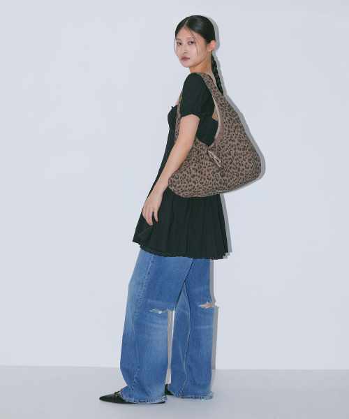 HAVEAWHALE（ハブアホエール）の「leopard pattern eco bag (DB)（ショルダーバッグ・レディース・その他・FREE）」の7枚目の写真