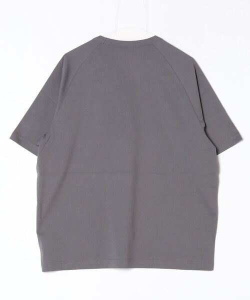 Y-3(ワイスリー)の「Y-3 BOXY SHORT SLEEVE TEE(Tシャツ/カットソー・メンズ・グレー・X-SMALL/SMALL/MEDIUM/LARGE/X-LARGE/XX-LARGE)」の6枚目の写真