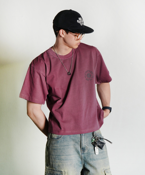 THE MILE(ザマイル)の「ボイドガーメンツ クロップクルーネック_PIGMENT RED(Tシャツ/カットソー・メンズ・その他・SMALL/MEDIUM/LARGE/X-LARGE)」の1枚目の写真