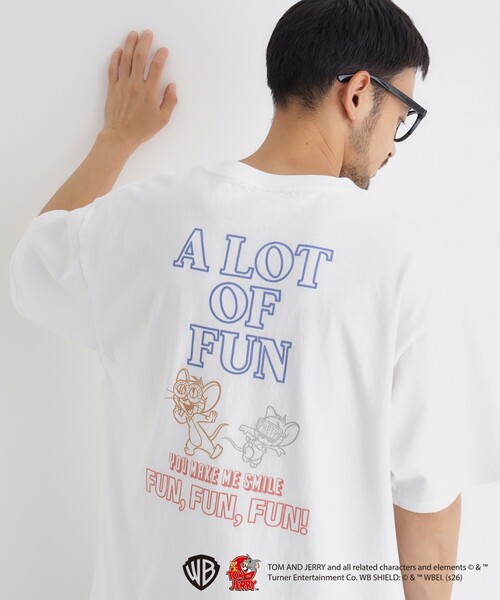 Right-on(ライトオン)の「◆【トムとジェリー】プリントTシャツ(Tシャツ/カットソー・メンズ・ブラック系/ホワイト系1/ブルー系5/チャコール・06/03/04/05)」の1枚目の写真