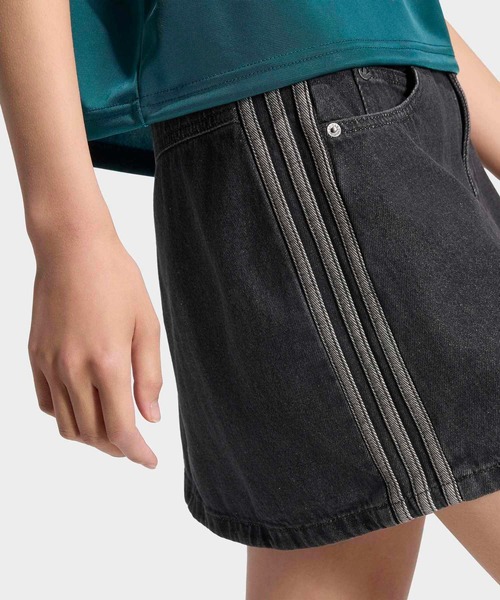 adidas(アディダス)の「MID RISE DENIM SKIRT / アディダスオリジナルス adidas Originals(デニムスカート・レディース・ブラック・XX-LARGE/LARGE/MEDIUM/SMALL/X-LARGE/X-SMALL)」の4枚目の写真