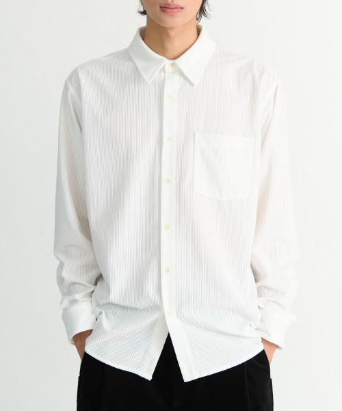 NONBLANK(ノンブランク)の「エッセンシャルコーデュロイシャツ_ホワイト(シャツ/ブラウス・メンズ・ホワイト・MEDIUM/LARGE/X-LARGE)」の4枚目の写真