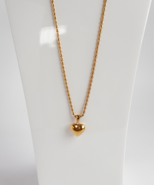 TUWAKRIM(トゥワクリム)の「【TUWAKRIM】Heart Necklace(ネックレス・レディース・ゴールド・MEDIUM)」の5枚目の写真