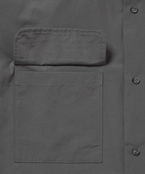 LACOSTE(ラコステ)の「ナイロンコットンツイルフラップポケットシャツ(シャツ/ブラウス・メンズ・ブラック/チャコール・39/38/41/40)」の7枚目の写真