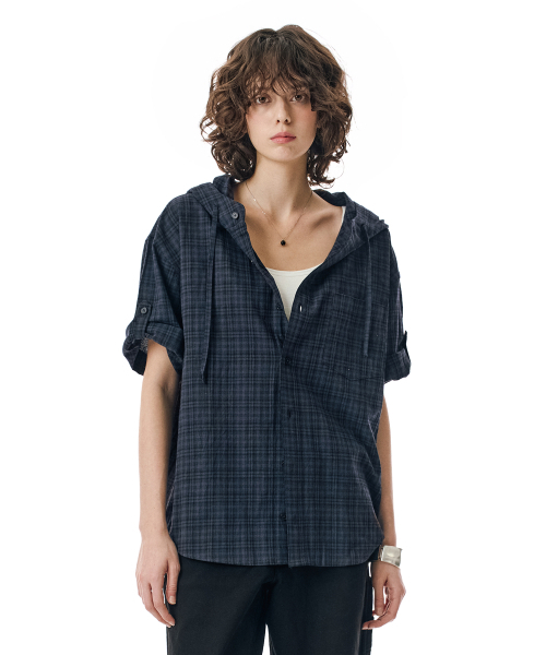 SECONDMONO（セカンドモノローグ）の「Roll-up Button Hooded Check Half Shirt [NAVY]_SESH013NAVY（シャツ/ブラウス・レディース・その他・MEDIUM/SMALL/LARGE/X-SMALL）」の11枚目の写真