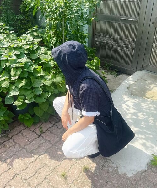 SECONDMONO（セカンドモノローグ）の「Roll-up Button Hooded Check Half Shirt [NAVY]_SESH013NAVY（シャツ/ブラウス・レディース・その他・MEDIUM/SMALL/LARGE/X-SMALL）」の18枚目の写真