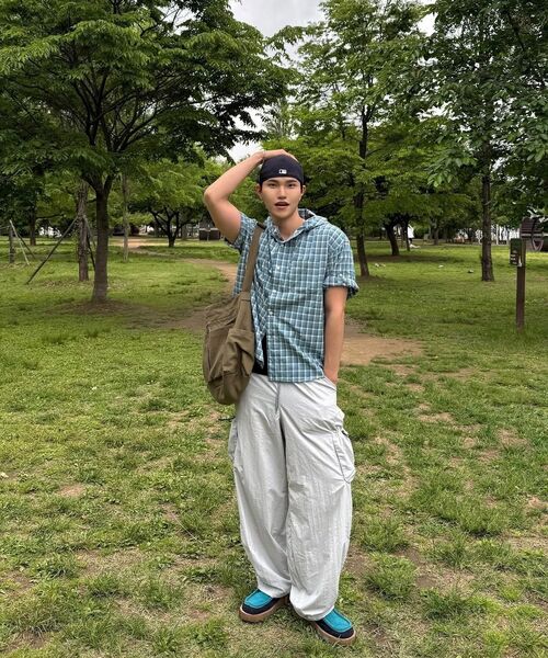 SECONDMONO（セカンドモノローグ）の「Roll-up Button Hooded Check Half Shirt [NAVY]_SESH013NAVY（シャツ/ブラウス・レディース・その他・MEDIUM/SMALL/LARGE/X-SMALL）」の21枚目の写真