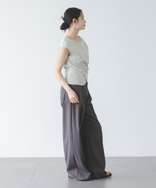 Noble(ノーブル)の「《追加・新色・接触冷感》ウエストギャザーコンパクトT(Tシャツ/カットソー・レディース・ホワイト/モスグリーン/ブラウン・FREE)」の13枚目の写真