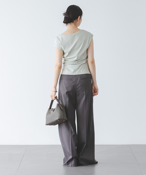 Noble(ノーブル)の「《追加・新色・接触冷感》ウエストギャザーコンパクトT(Tシャツ/カットソー・レディース・ホワイト/モスグリーン/ブラウン・FREE)」の14枚目の写真