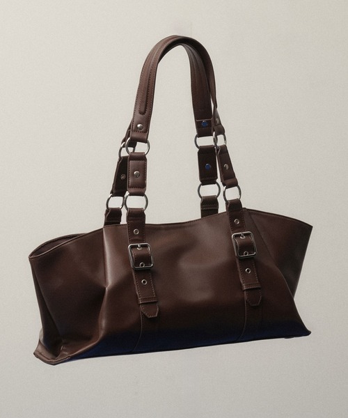 SELLE GLANT（セレグランテ）の「LOW-PROFILE BELT DESIGN BAG / ロープロファイルベルトデザインバッグ（ショルダーバッグ・メンズ・ダークブラウン/ブラック・FREE）」の2枚目の写真