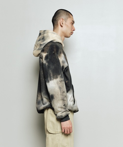 bal(バル)の「LOGO TIE DYE HOODIE by YUKIDYE(パーカー・メンズ・ブラック・3/2/1/0)」の8枚目の写真