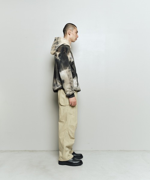 bal(バル)の「LOGO TIE DYE HOODIE by YUKIDYE(パーカー・メンズ・ブラック・3/2/1/0)」の12枚目の写真