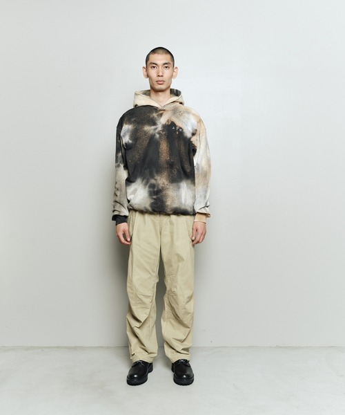 bal(バル)の「LOGO TIE DYE HOODIE by YUKIDYE(パーカー・メンズ・ブラック・3/2/1/0)」の11枚目の写真