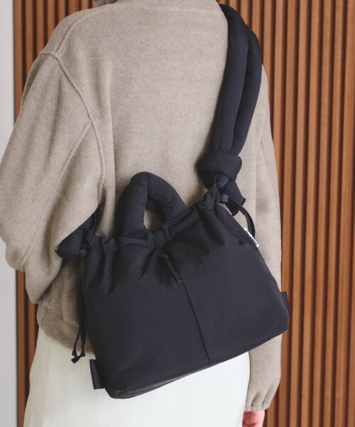 OLEND(オレンド)の「【WEB限定】<OLEND>Compact Ona ソフト 3WAY ショルダーバッグ(ショルダーバッグ・レディース・ライラック/コバルトブルー/クリーム/ナチュラル/ブラック/イエロー/ダークグレー・FREE)」の8枚目の写真