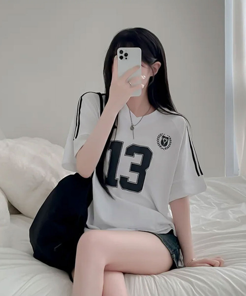 VIVID LADY(ビビッドレディー)の「ナンバリング Vネック 半袖Tシャツ(Tシャツ/カットソー・レディース・グレー/ネイビー/ホワイト・FREE)」の10枚目の写真