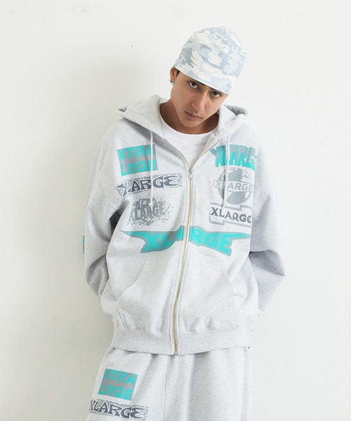 XLARGE(エクストララージ)の「MULTI LOGO ZIP HOODED SWEATSHIRT(パーカー・メンズ・アッシュ/グリーン/ネイビー/ブラック・S/M/L/XL)」の3枚目の写真