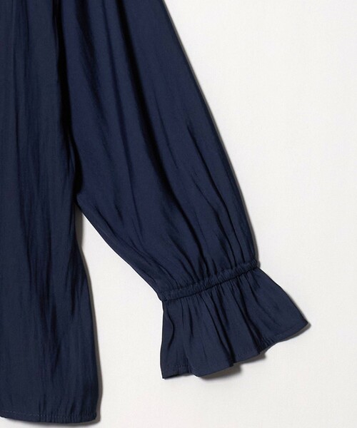 A DAY IN THE LIFE UNITED ARROWS(アデイインザライフユナイテッドアローズ)の「ギャザースキッパーブラウス <A DAY IN THE LIFE>(シャツ/ブラウス・レディース・オフホワイト/ダークブラウン/ロイヤルブルー・FREE)」の6枚目の写真