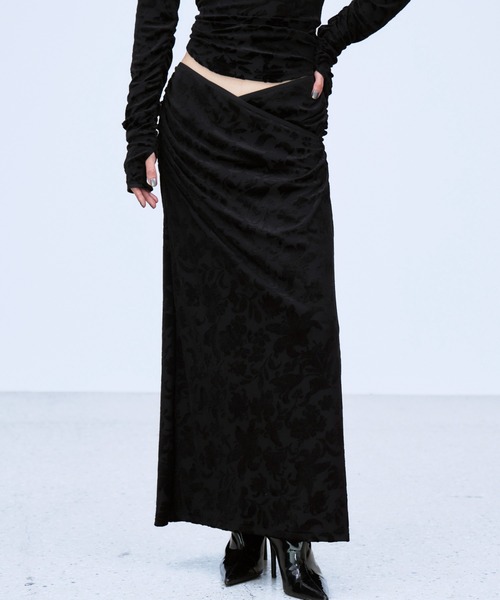 THINGS THAT MATTER(シングス ザット マター)の「VELOUR JACQUARD SKIRT / ベロアジャカードスカート(スカート・レディース・ブラック/ブルー・2/1)」の22枚目の写真