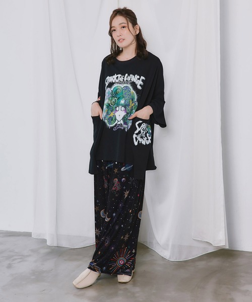 ScoLar(スカラー)の「163610:三柄展開 総柄ベロアパンツ(デニムパンツ・レディース・ベージュ/ブラウン/ブラック・M)」の11枚目の写真
