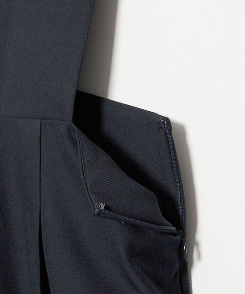 MARW UNITED ARROWS(マルゥ ユナイテッドアローズ)の「<MARW UNITED ARROWS>タック ハイウエスト サロペット(サロペット/オーバーオール・レディース・ダークブラウン/ネイビー/ブラック・38/34/36)」の18枚目の写真