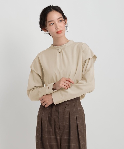 Andemiu(アンデミュウ)の「2WAYスクエアデザインブラウス/1074955(シャツ/ブラウス・レディース・カーキ/オフホワイト/グレー系その他・FREE)」の11枚目の写真