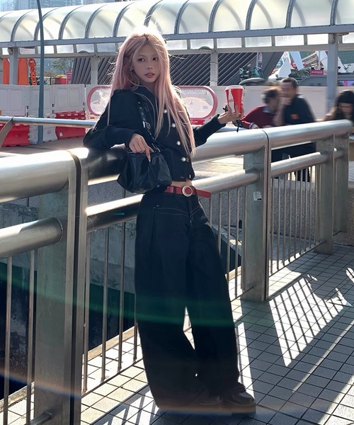 FAVORITO(ファヴォリート)の「デニムトップスワイドパンツセットアップ(セットアップ・レディース・ブラック・S/M/L)」の9枚目の写真